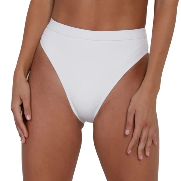iHeartRaves Other - iHeartRaves Malibu High Waisted Bottoms
